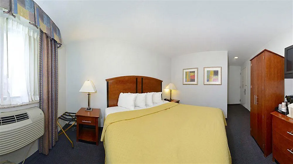 Lexington Inn New York 2*,